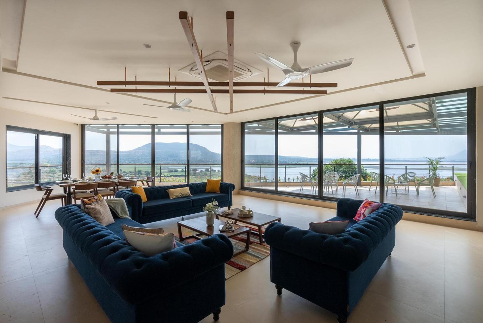 איגטפורי Pearl Lakeview Mansion By Stayvista - Lakeside Villa With Infinity Pool, Jacuzzi, In-House Theatre & Games Room מראה חיצוני תמונה